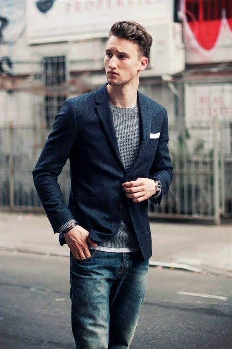 men's navy blazer style guide.